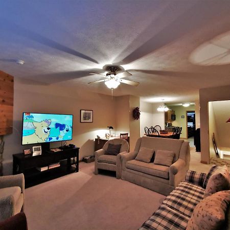 Gorgeous House For Ski Retreat Or Mountain Vacations Snowshoe Luaran gambar