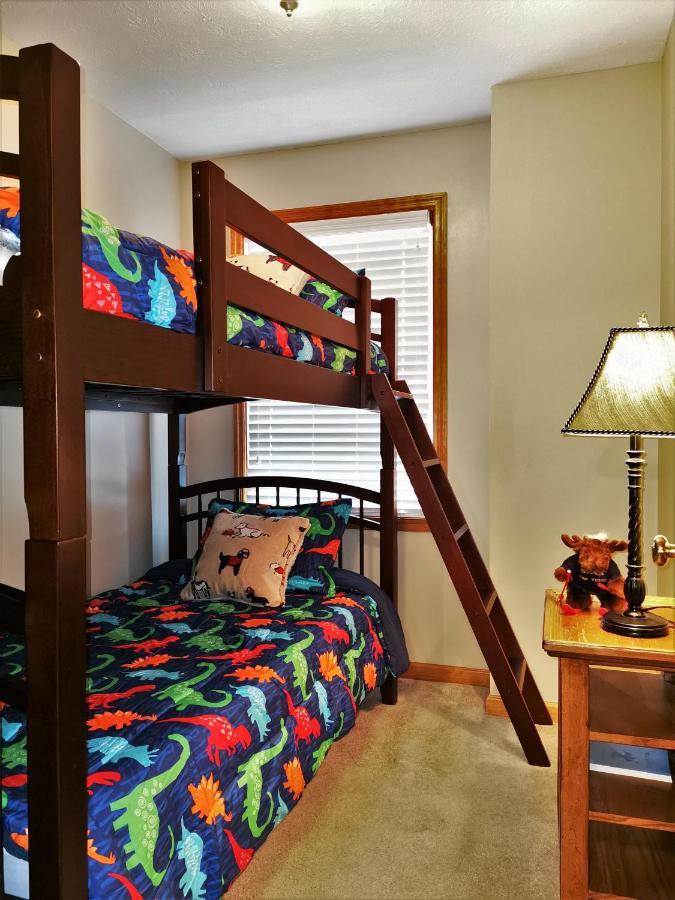 Gorgeous House For Ski Retreat Or Mountain Vacations Snowshoe Luaran gambar